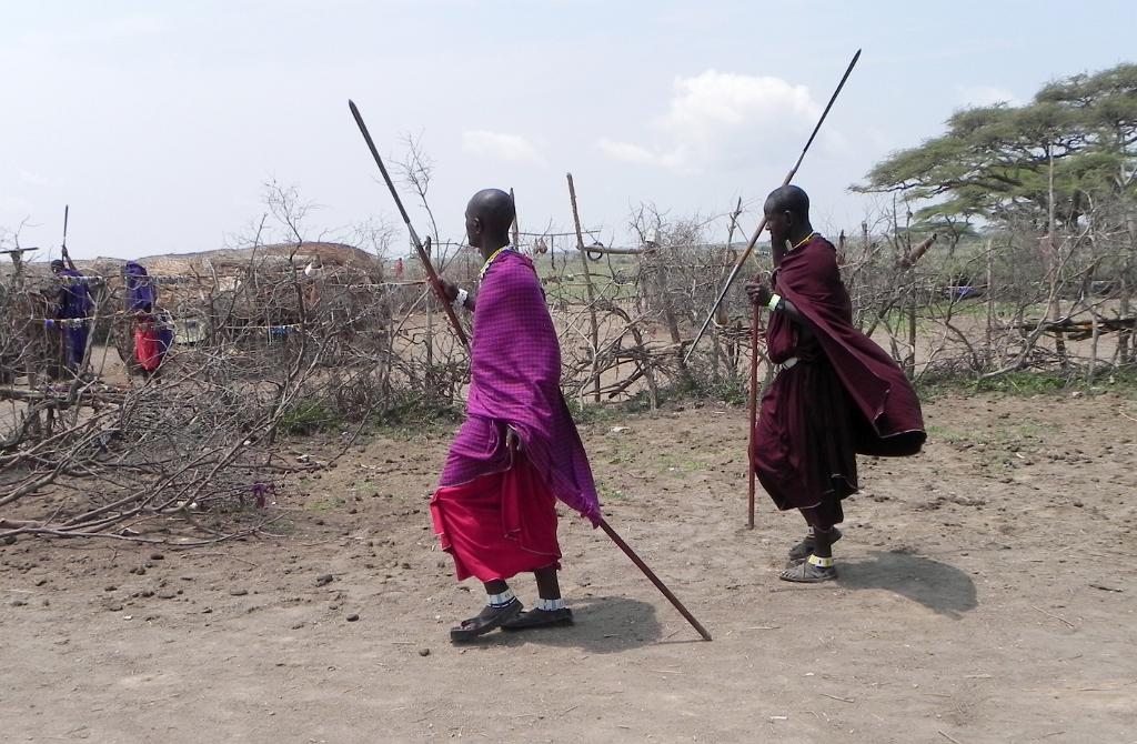 Maasai warriors Ngorongoro 208