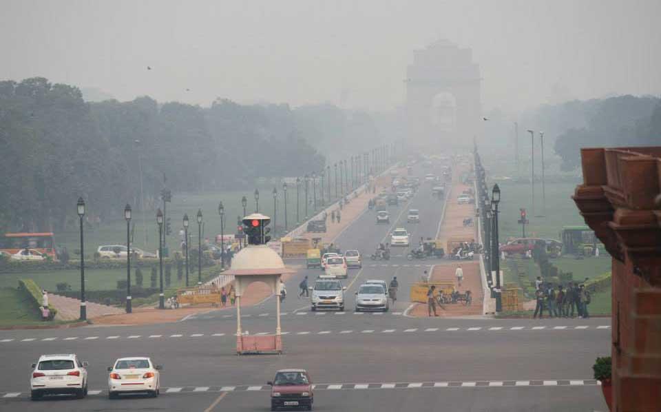 india-gate-from-delhi-parliament