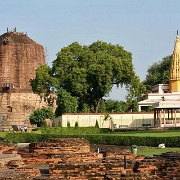 dhamek-stupa-sri-digamber-jain-temple,-sarnath6.jpg