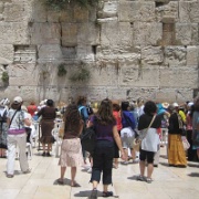 womens-section-wailing-wall-jerusalem.jpg