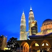 petronas-towers-kuala-lumpur-malaysiaa.jpg