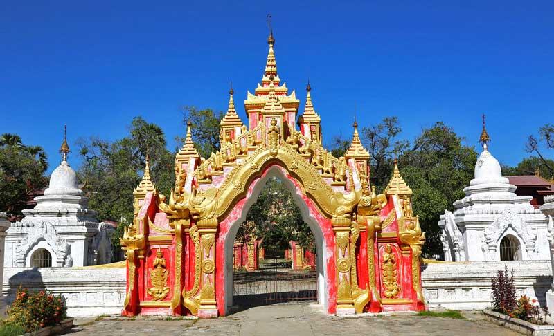 kuthodaw-pagoda-buddhist-stupa-mandalay-myanmar