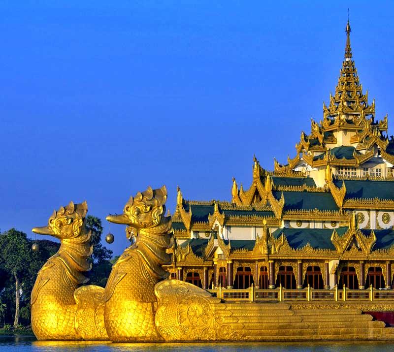 karaweik-palace-royal-barge-kandawgyi-lake-yangon-myanmar