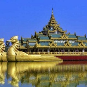 karaweik-palace-royal-barge-kandawgyi-lake-yangon.jpg