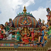 sri-mariamman-hindu-temple-in-singapore.jpg