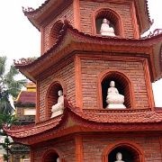 tran-quoc-pagoda-hanoi-vietnam.jpg