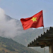 vietnam-flag-sapa.jpg