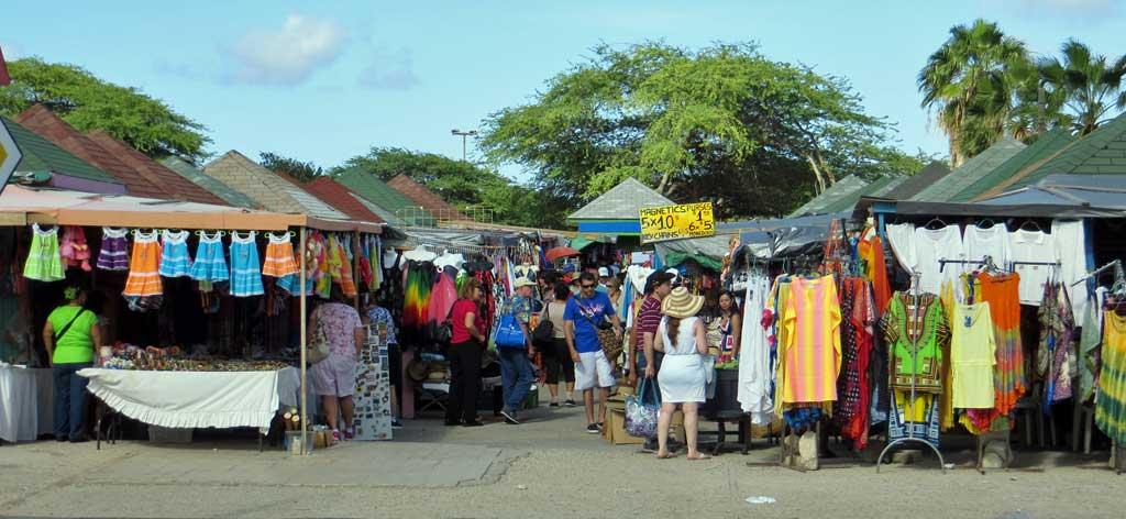 Public Market at the cruise terminal, Oranjestad 7113