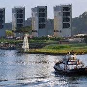 Towers for wider Panama Canal locks 8208.JPG