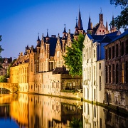 Bruges canals 15302860.jpg