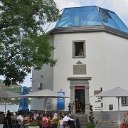 Pegelhaus Restaurant, a Rhine crane.jpg