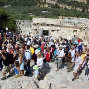 Parthenon busy with tourists 9f.jpg