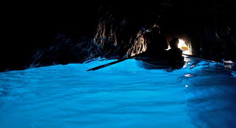 blue-grotto-grotta-azzurra-capri