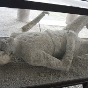human-remains-pompeii-italy.jpg