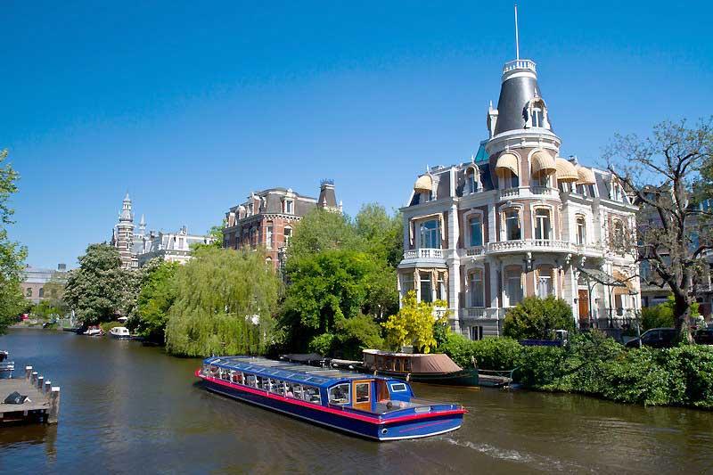 Amsterdam canal 6297134