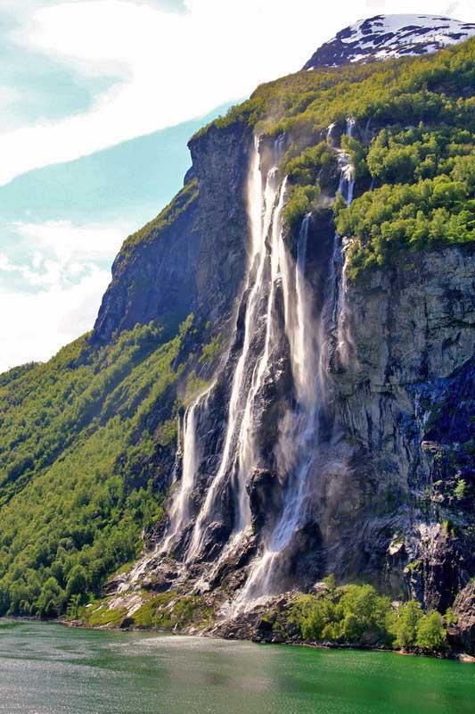 Seven Sisters Waterfall, Geirangerfjord 10686817
