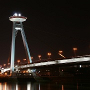 Bratislava New (UFO) Bridge.jpg