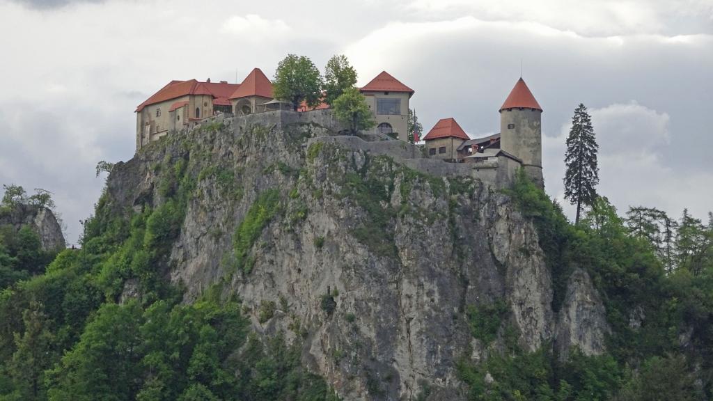 lake-bled-castle-slovenia