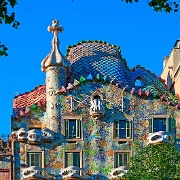 Casa Battlo designed by Antoni Gaudi 7556653.jpg