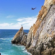 Acapulco cliff diver 1027496_S.jpg