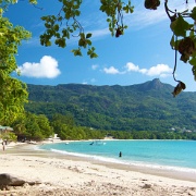 Beau Vallon Bay, Mahe island, Seychelles 11537022.jpg