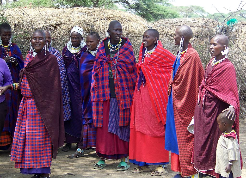 Maasai Women Ngorongoro 150