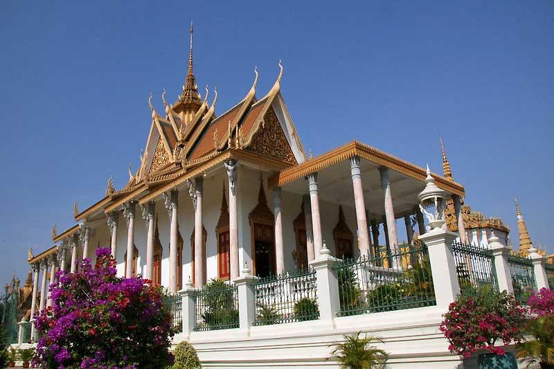 royal-palace-phnom-penh-asia