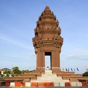 independence-monument-phnom-penh.jpg