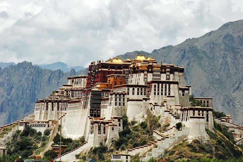potala-palace-lhasa-tibet