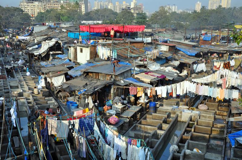 dhobi-ghat-outdoor-laundry-mumbai