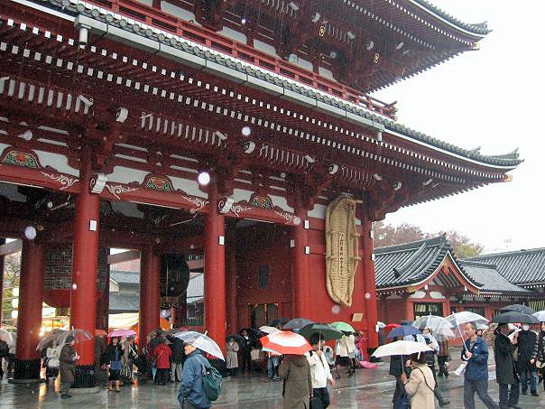 senso-ji-asakusa-kannon-temple-tokyo