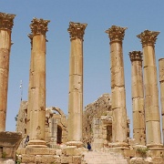 temple-of-artemis-jarash.jpg