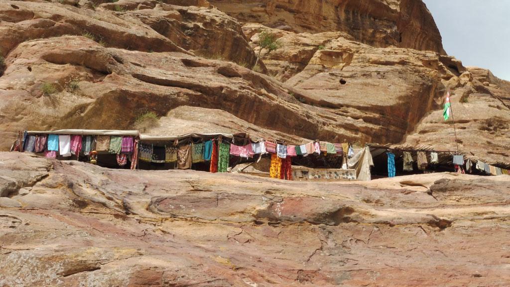 bedouin-shops-on-the-route-to-the-monastery