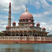 putra-floating-mosque-putrajaya-malaysia.jpg