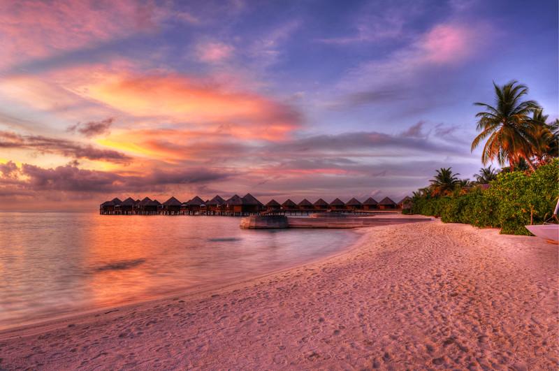 beach-sunset-maldives