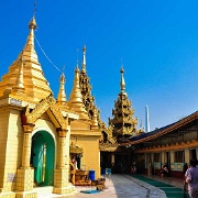 sule-pagoda-yangon.jpg