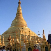 tracie-shwedagon-pagoda-yangon-myanmar.jpg