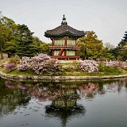 pavilion-of-far-reaching-fragrance-gyeongbokgung-seoul.jpg