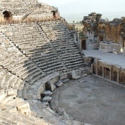 hierapolis-amphitheater-pamukkale-turkey.jpg