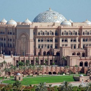 emirates-palace-hotel-in-abu-dhabi.jpg