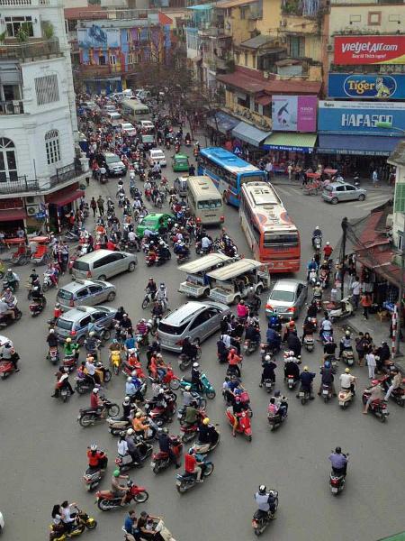 Hanoi traffic 112