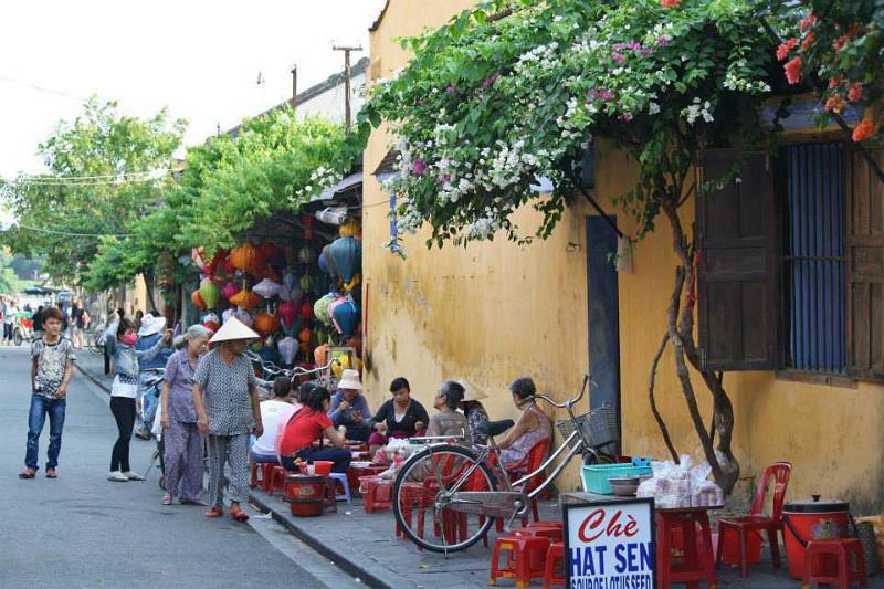Hoi An, street life 184