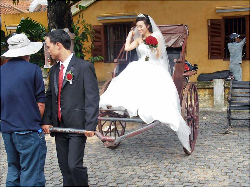 Wedding by cart, Hoi An 45