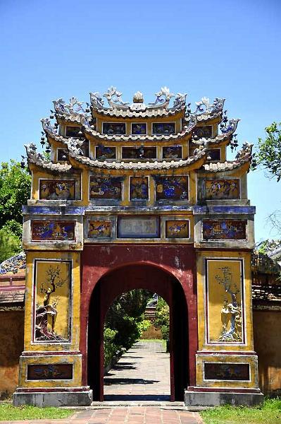 Gate in Hue Citadel, Vietnam 4243018