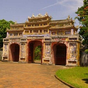 gate-forbidden-citadel-hue-vietnam.jpg