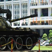 tank-reuinification-palace-saigon-ho-chi-minh-city.jpg