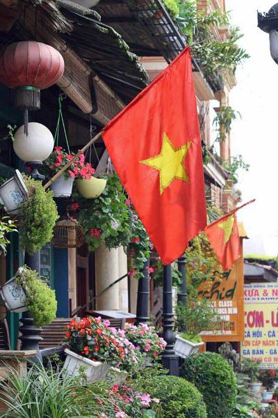 Vietnamese flag, Sapa 118