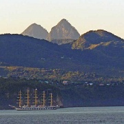 Pitons, St Lucia 01.jpg