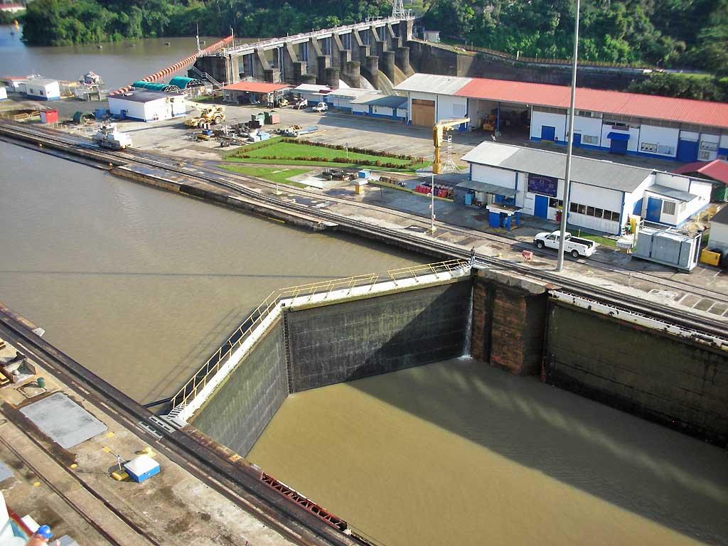 Miraflores Locks, Panama Canal 06