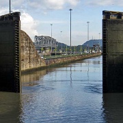 Miraflores Locks, Panama Canal 8263.JPG